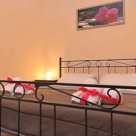 A - I Portici Del Centro Bed & Breakfast 3*